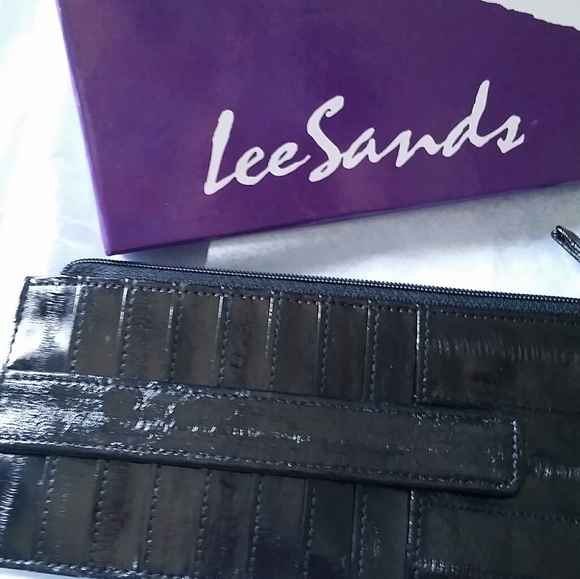 Waller. Eel skin Credit Card Holder - Picture 3 of 9